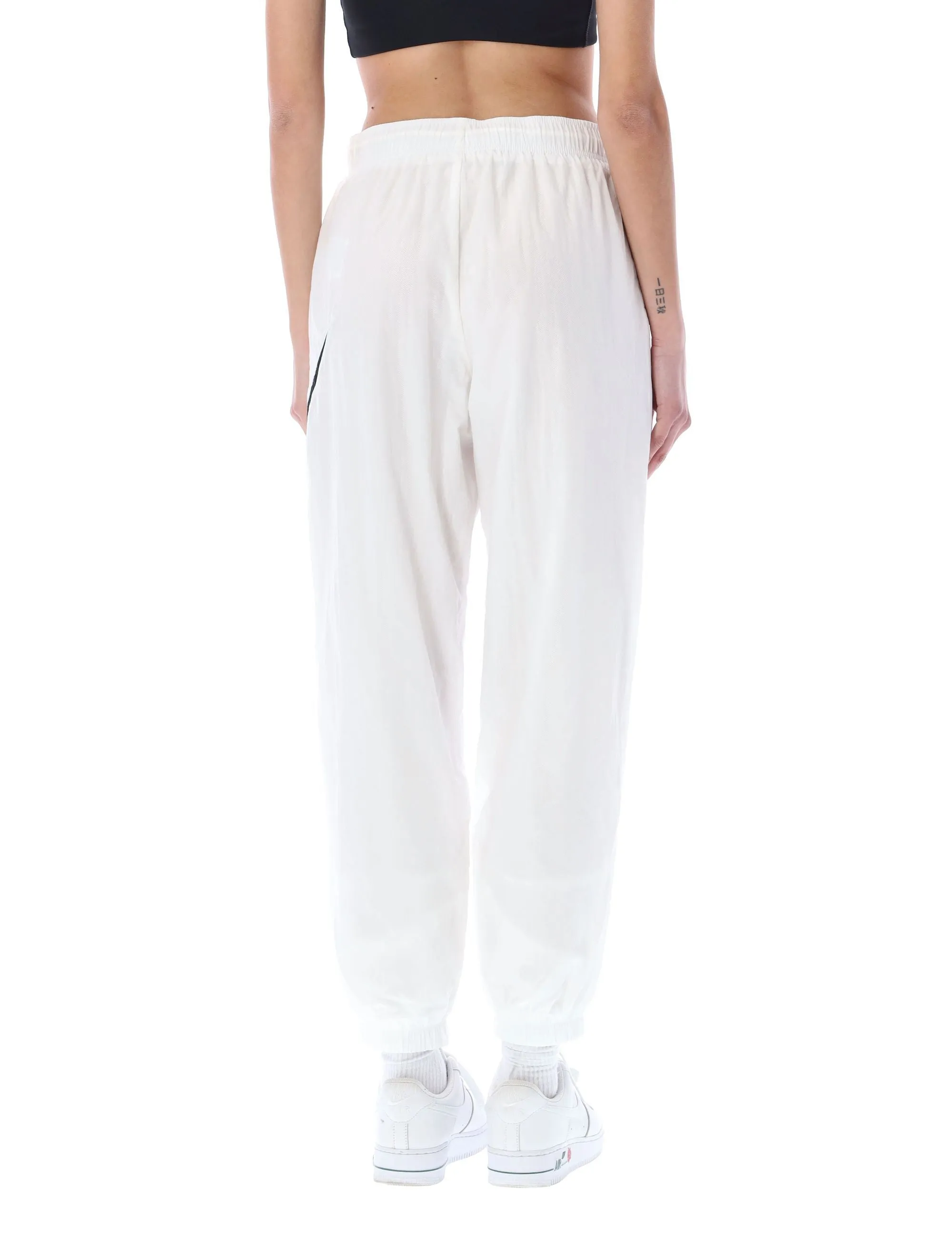 Nike Sportswear Essential Mid-Rise Trousers